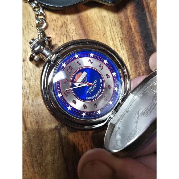 Harley Davidson Pocket watch “The Ultimate Chopper" with leather belt case. - Picture 3 of 9